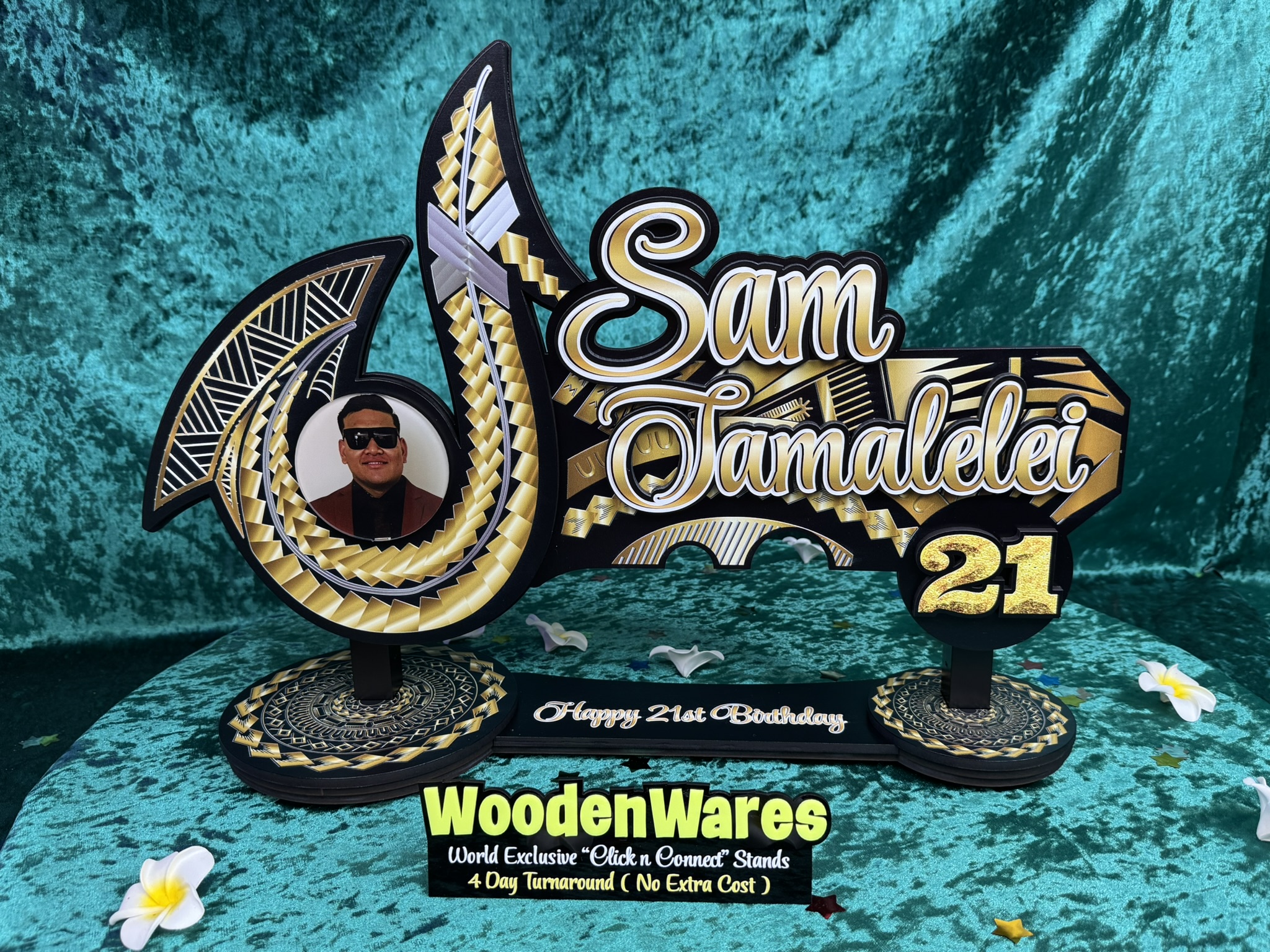 The Hook Manono – from $500